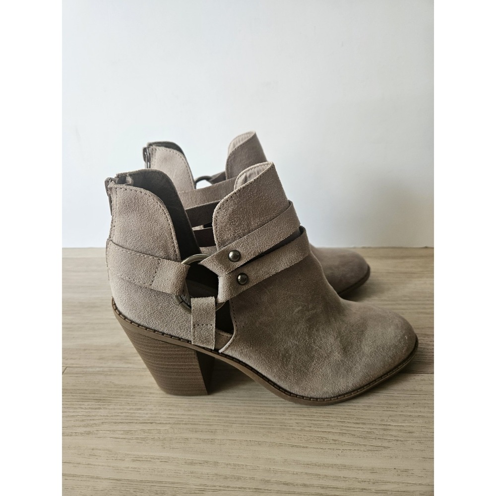 Sugar Voice Western Boho O-Ring Harness‎ Cutout Booties Size 8.5 NEW